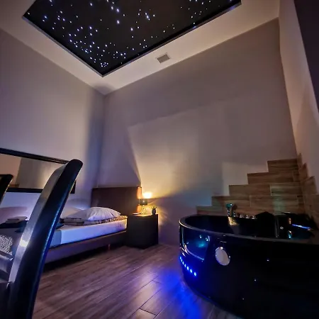 Z Jacuzzi Apartament