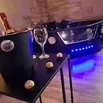 Z Jacuzzi Kraków