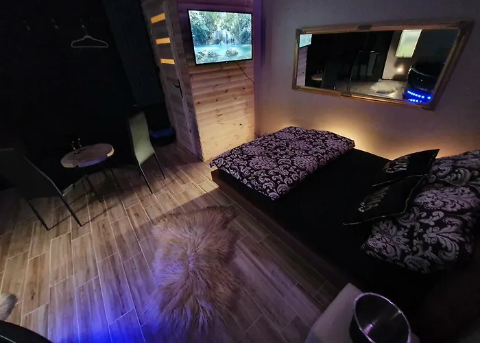 شقة Z Jacuzzi كراكوفيا